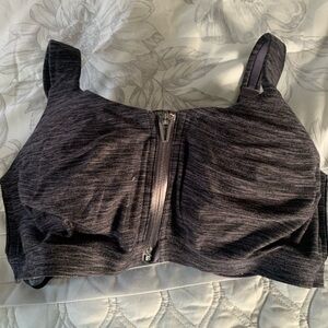 Victoria’s Secrer Maximum Support Sports Bra